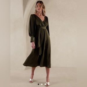 Banana Republic - Blouson-Sleeve Midi Dress - 10 Petite - NWT